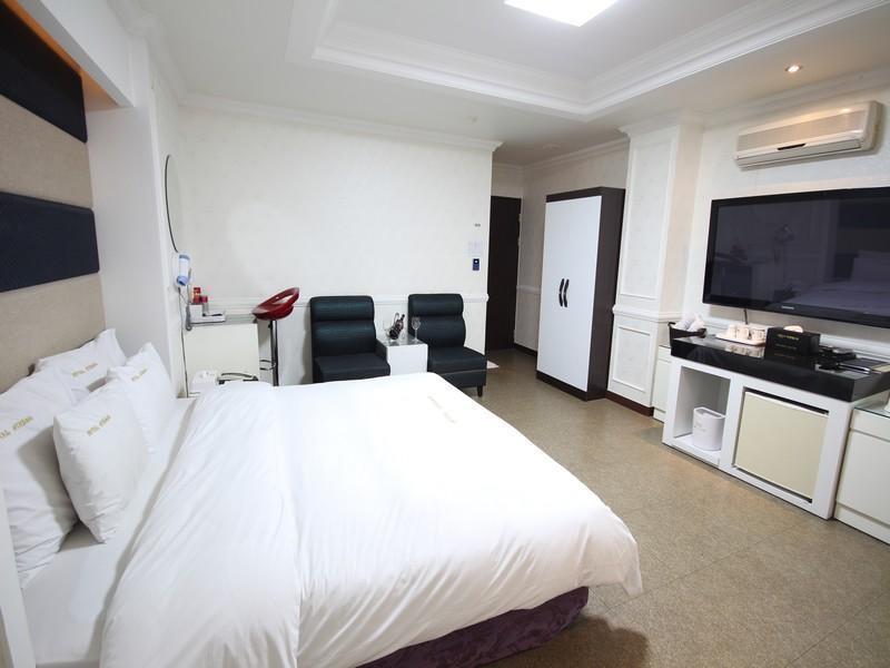 ثووان Hotel Tate المظهر الخارجي الصورة
