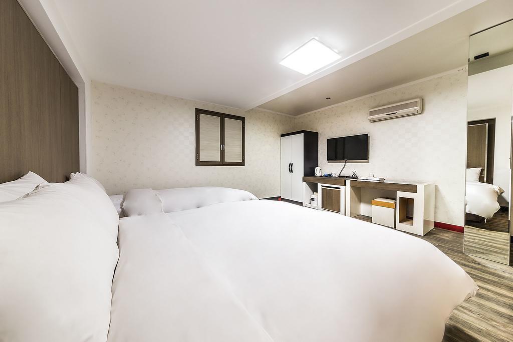 ثووان Hotel Tate المظهر الخارجي الصورة