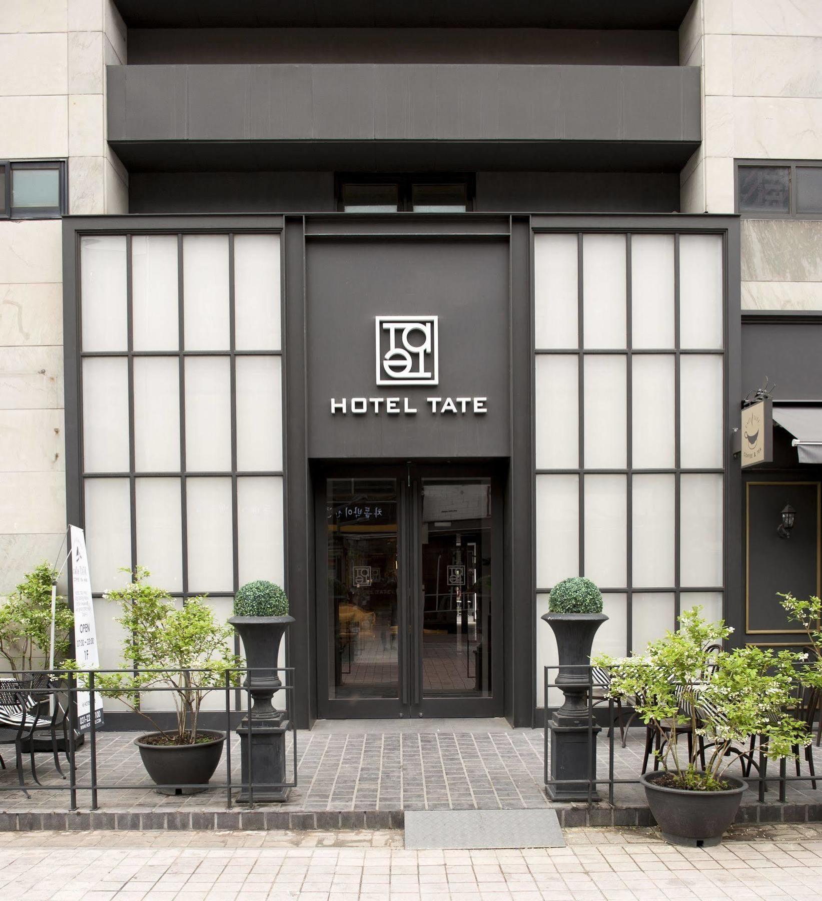 ثووان Hotel Tate المظهر الخارجي الصورة