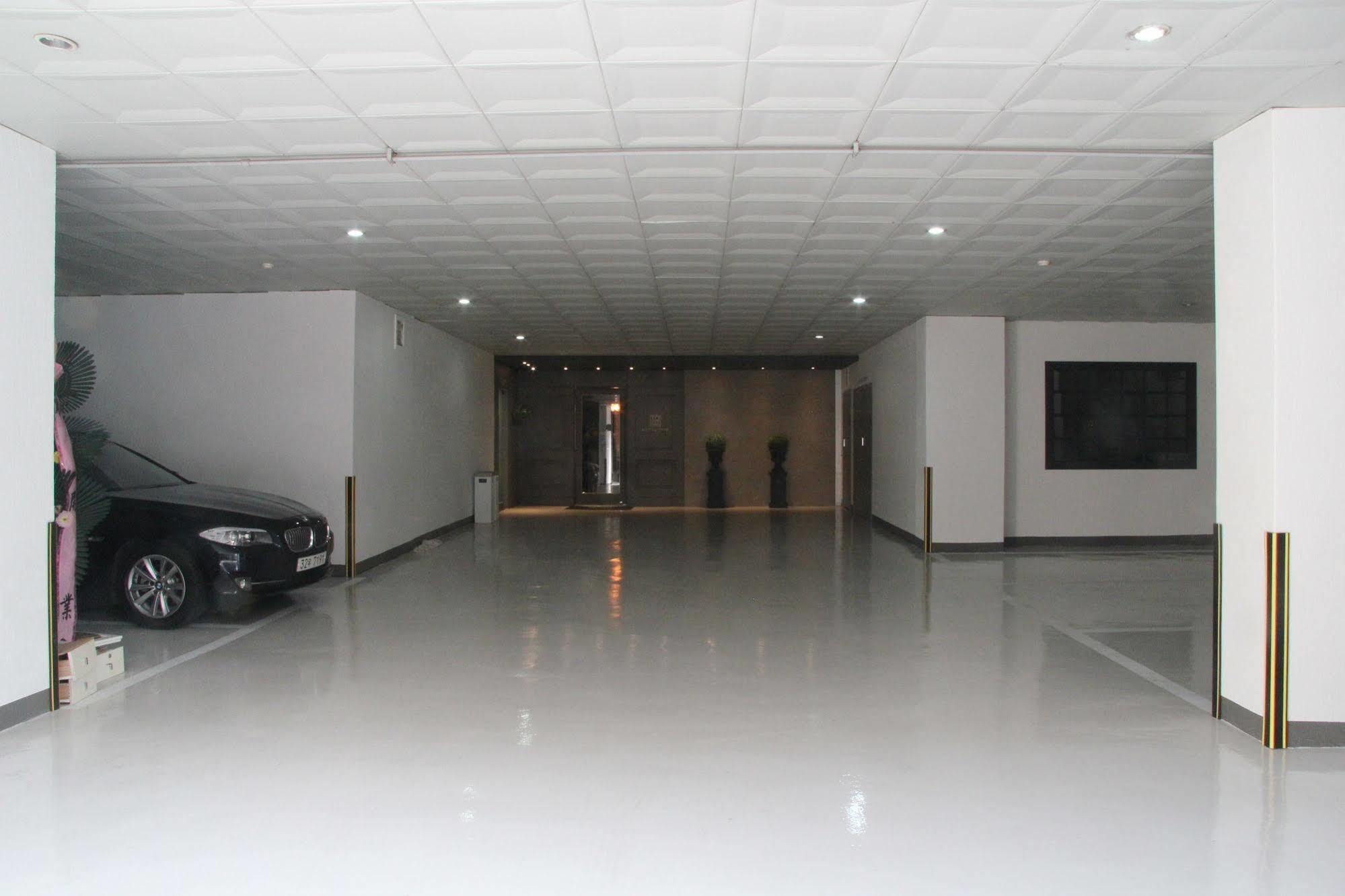 ثووان Hotel Tate المظهر الخارجي الصورة
